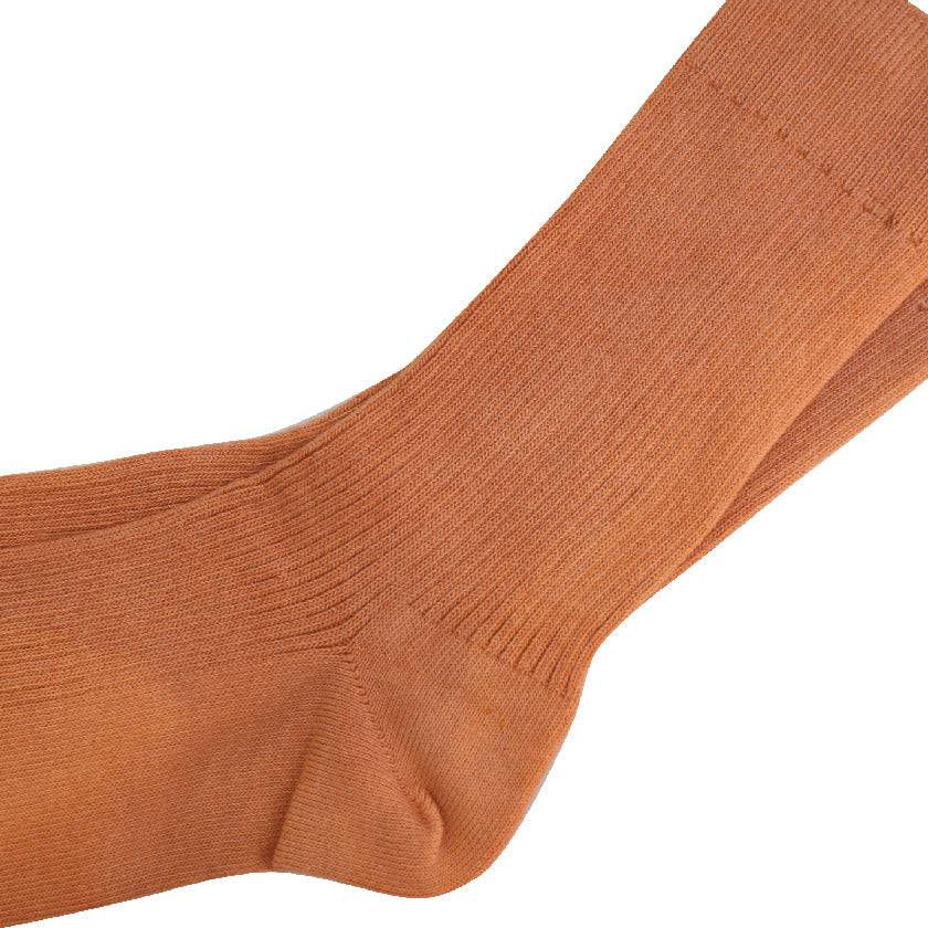 NATURAL HAND-DYED PRADU SOCKS