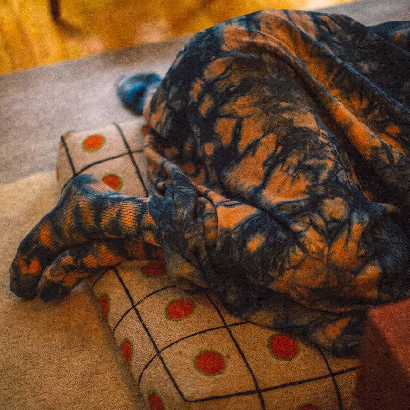 ISAN DREAMS PRADU INDIGO BAMBOO FLEECE BLANKET