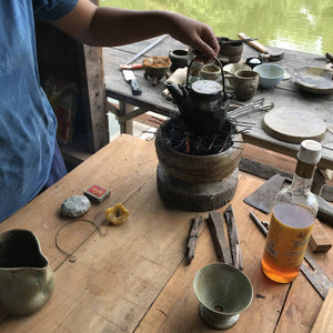 CRUMPLED PAPER HAND-CRAFTED CERAMIC CUP