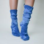 NATURAL HAND TIE-DYE CAMO INDIGO MONA SLOUCH SOCKS